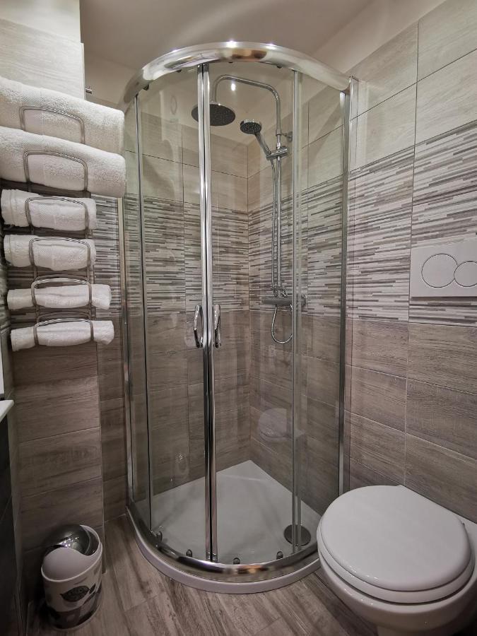 Dimora Dei Veneziani Bed & Breakfast Bari Ngoại thất bức ảnh