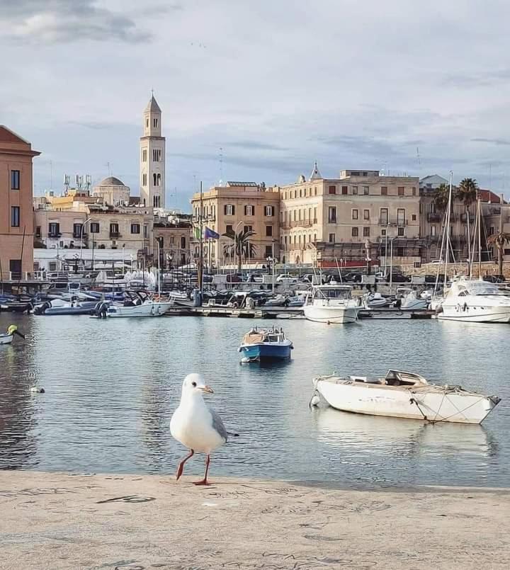 Dimora Dei Veneziani Bed & Breakfast Bari Ngoại thất bức ảnh